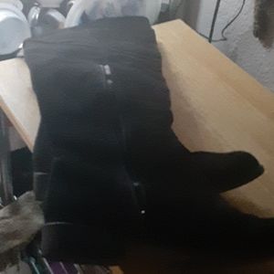 Below the knee suede boots